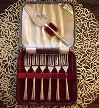 Load image into Gallery viewer, Pastry Fork Set