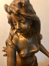 Load image into Gallery viewer, Emile Bruchon (act. ca. 1880-1910) - Large Sculpture "Protection" - 52 cm - Art Nouveau - Zamac - ca . 1900