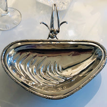 Load image into Gallery viewer, Antique Art Nouveau Silver Plate The Goldsmiths & Co Muscle Shell Shaped Dish / Server