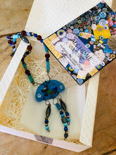 Load image into Gallery viewer, Alchemie Murano Glass Jellyfish Necklace