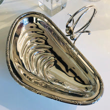 Load image into Gallery viewer, Antique Art Nouveau Silver Plate The Goldsmiths & Co Muscle Shell Shaped Dish / Server