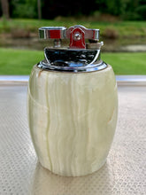 Load image into Gallery viewer, Vintage Onyx Table Lighter