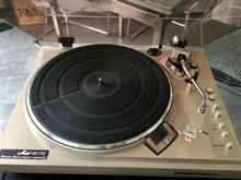 Load image into Gallery viewer, Vintage 1980’s Marantz Stereo System