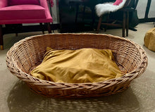 Load image into Gallery viewer, Large Wicker Dog Bed