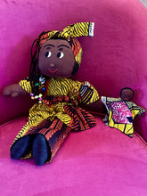 Load image into Gallery viewer, Poupée Africaine - African Doll with baby