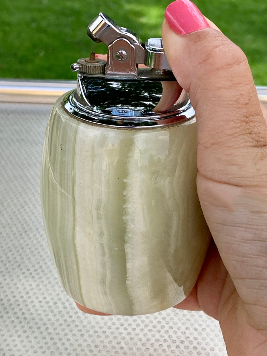 Vintage Onyx Table Lighter – shop-beevintage.com