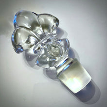 Load image into Gallery viewer, Baccarat Fleur de Lys Bottle / Decanter Stopper